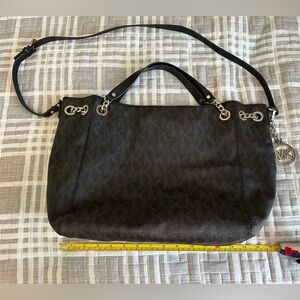 Black Michael Kors (MK) purse